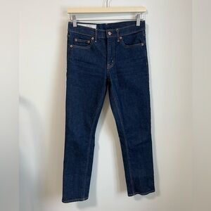 GAP Mid Rise Blue Slim Fit Crop Jeans Short Size 4